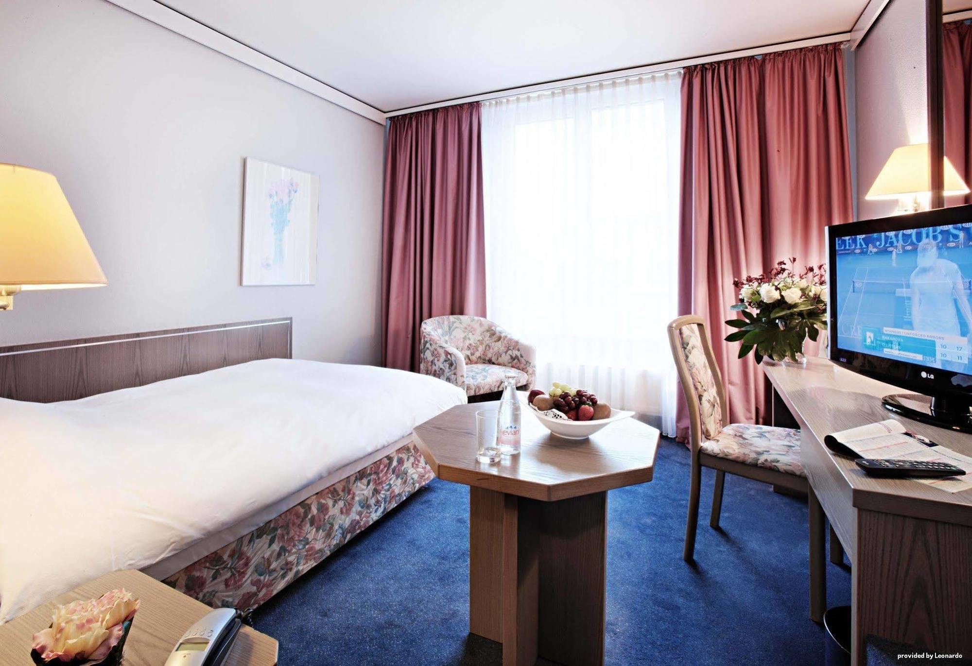 Hotel Dusseldorf City By Tulip Inn Экстерьер фото